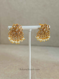 Small Gold Hasli set with Pearl Beads