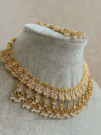 Rishi Gold Necklace set with Pearl Beads