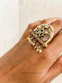 Mint & Green Leaf Tasselled Ring
