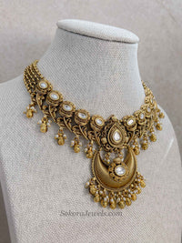 Chand Pendant Gold Kundan Necklace Set – Indian Wedding Guest Jewellery