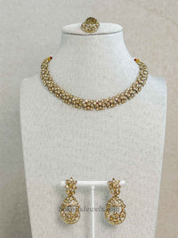 Marie Small Golden Necklace Set