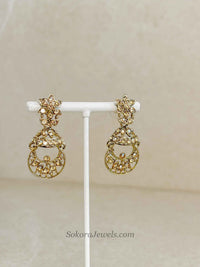 Marie Small Golden Necklace Set