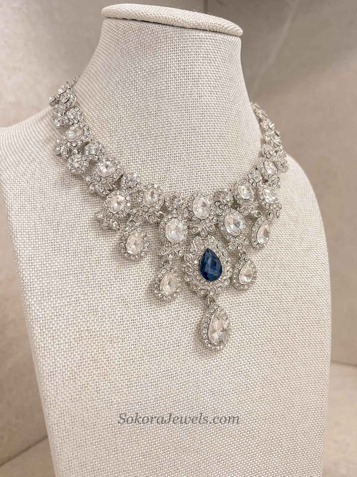 Simran Silver Base Necklace Set