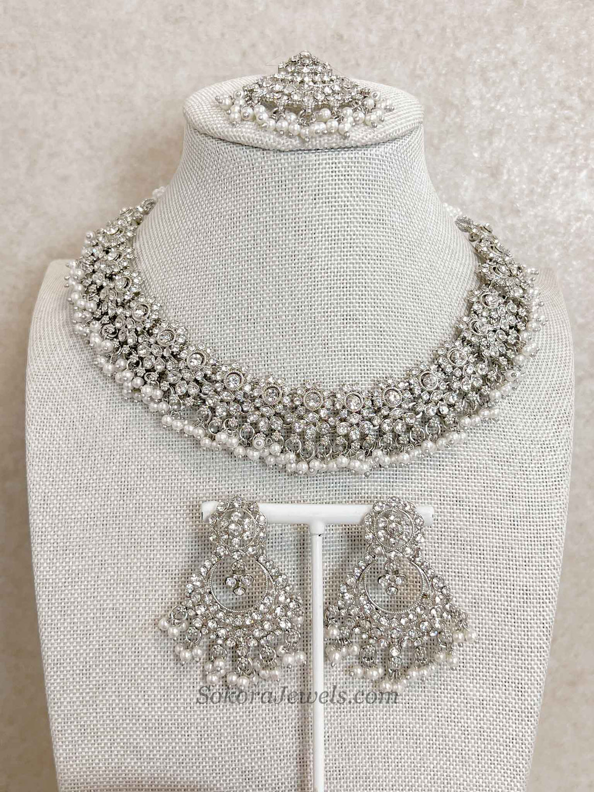 Janefa Silver Necklace sets