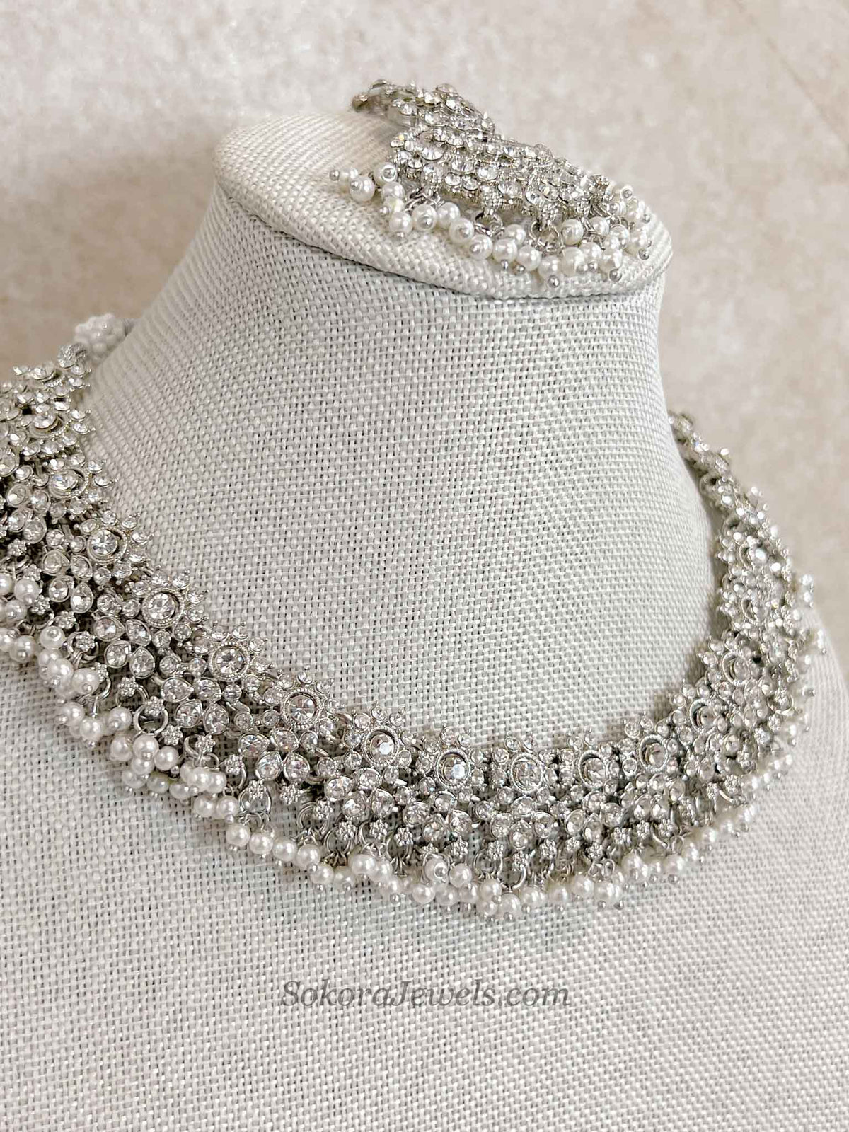 Janefa Silver Necklace sets