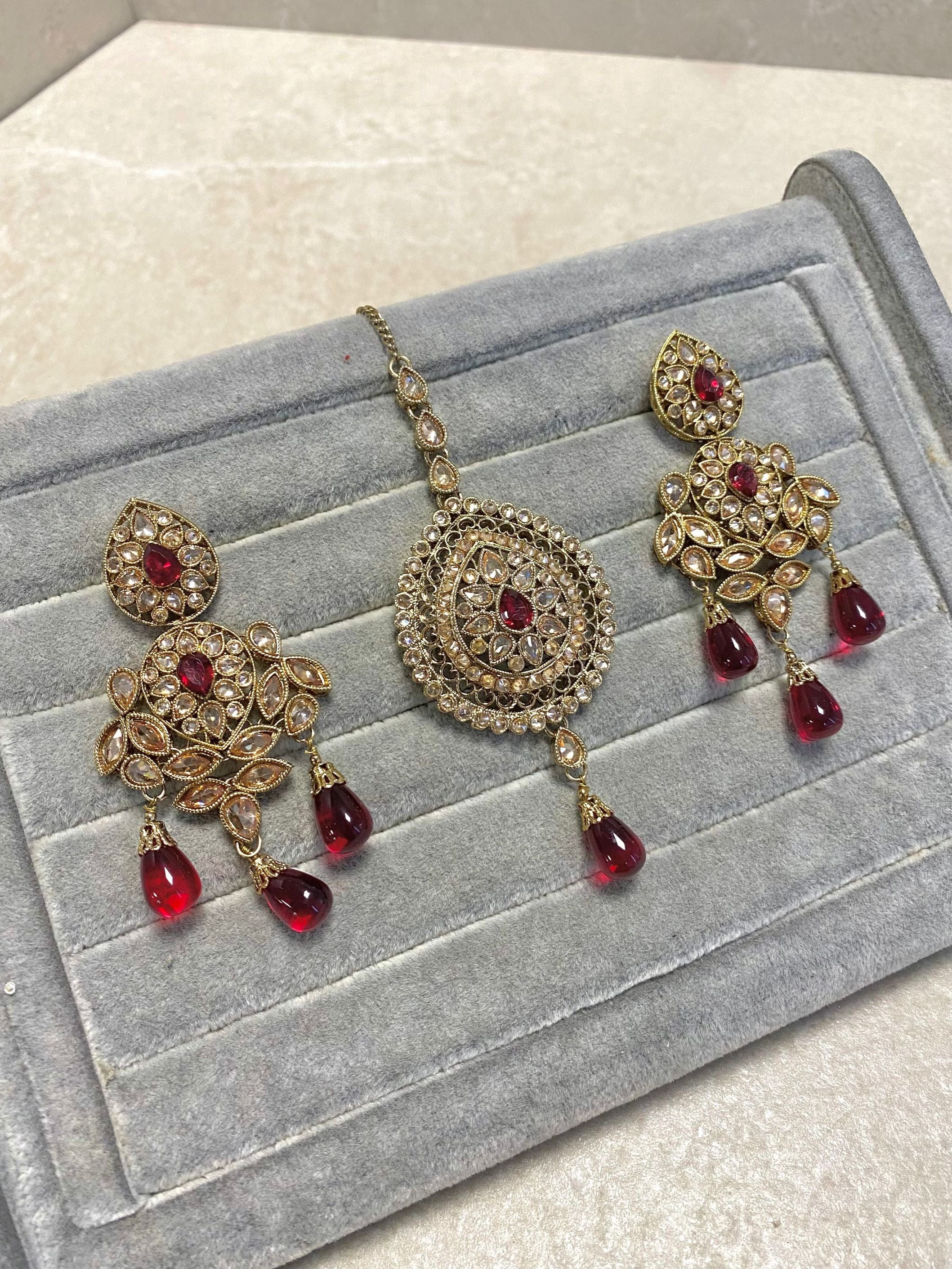Antique Gold Earring & Tikka Set - Maroon