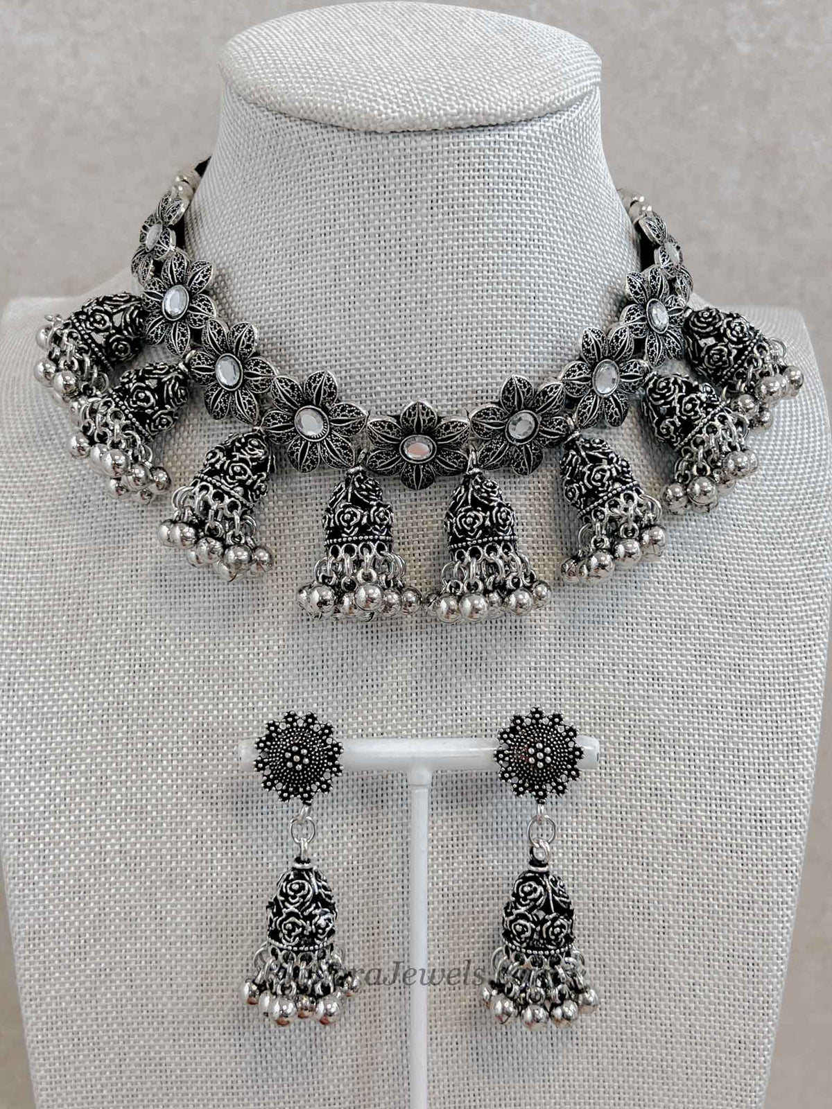 Oxidised Mirrored Silver Floral Necklace set