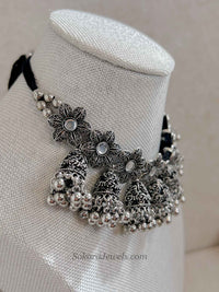 Oxidised Mirrored Silver Floral Necklace set