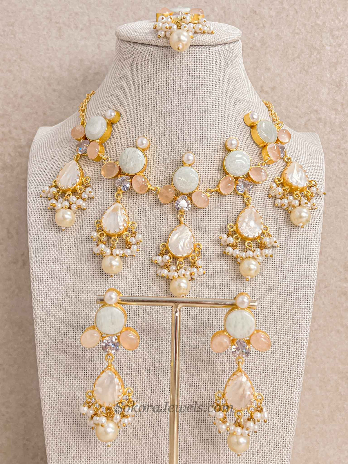 Peach and Pale Mint Mother of Pearl Necklace Set