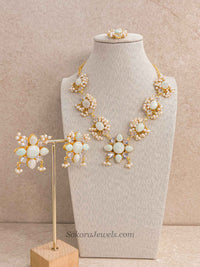 Pale Mint Oval Stone Necklace Set
