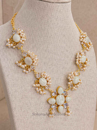 Pale Mint Oval Stone Necklace Set