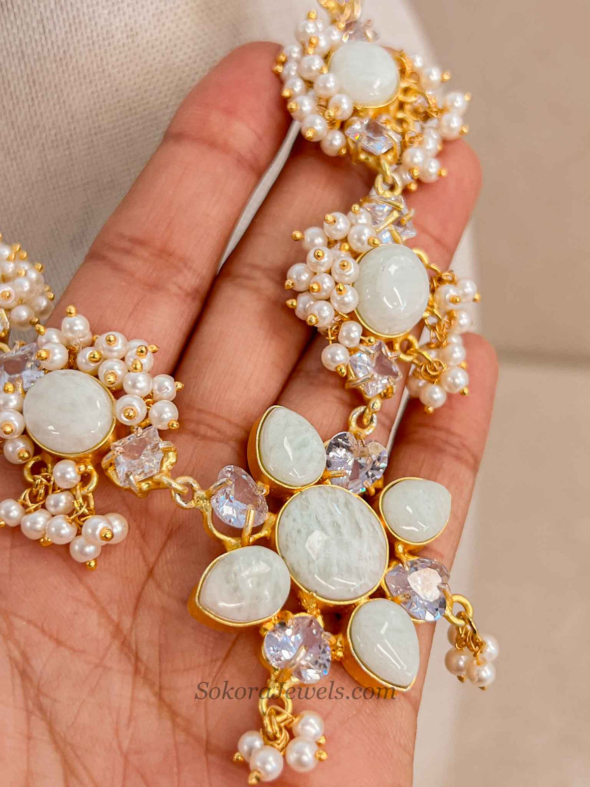 Pale Mint Oval Stone Necklace Set