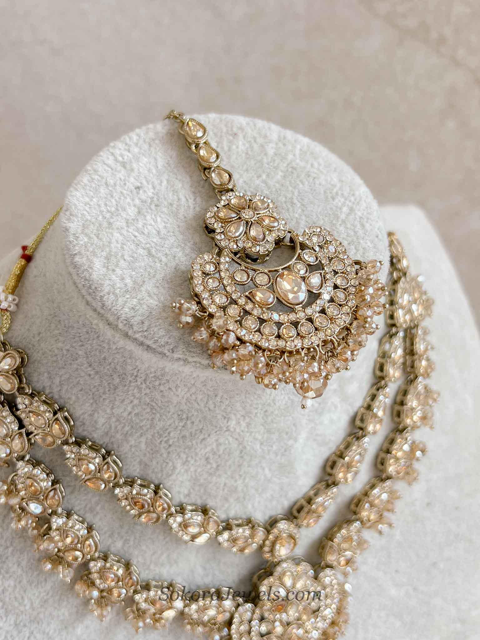 Layered Golden Necklace Set