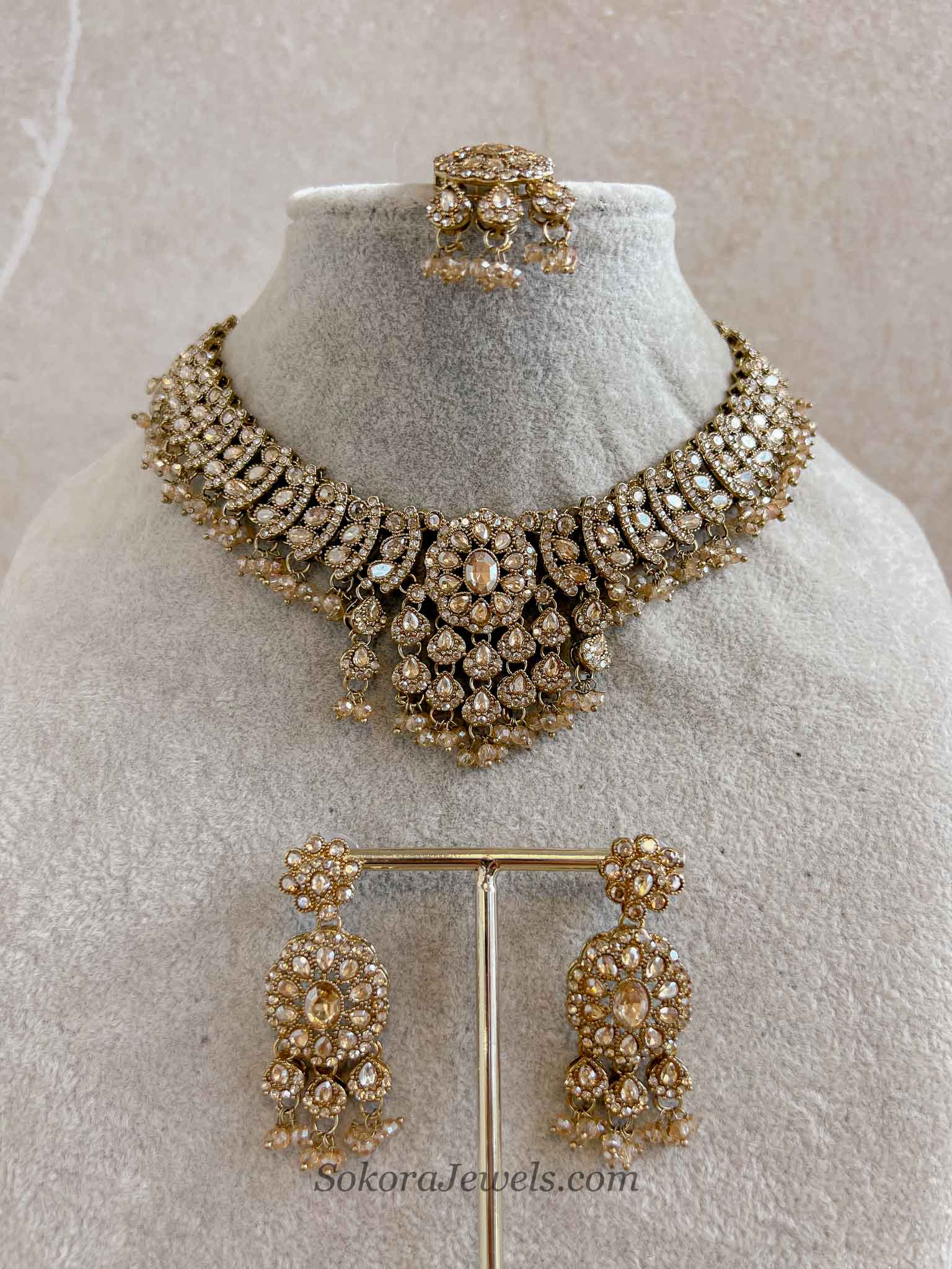 Champagne Necklace set