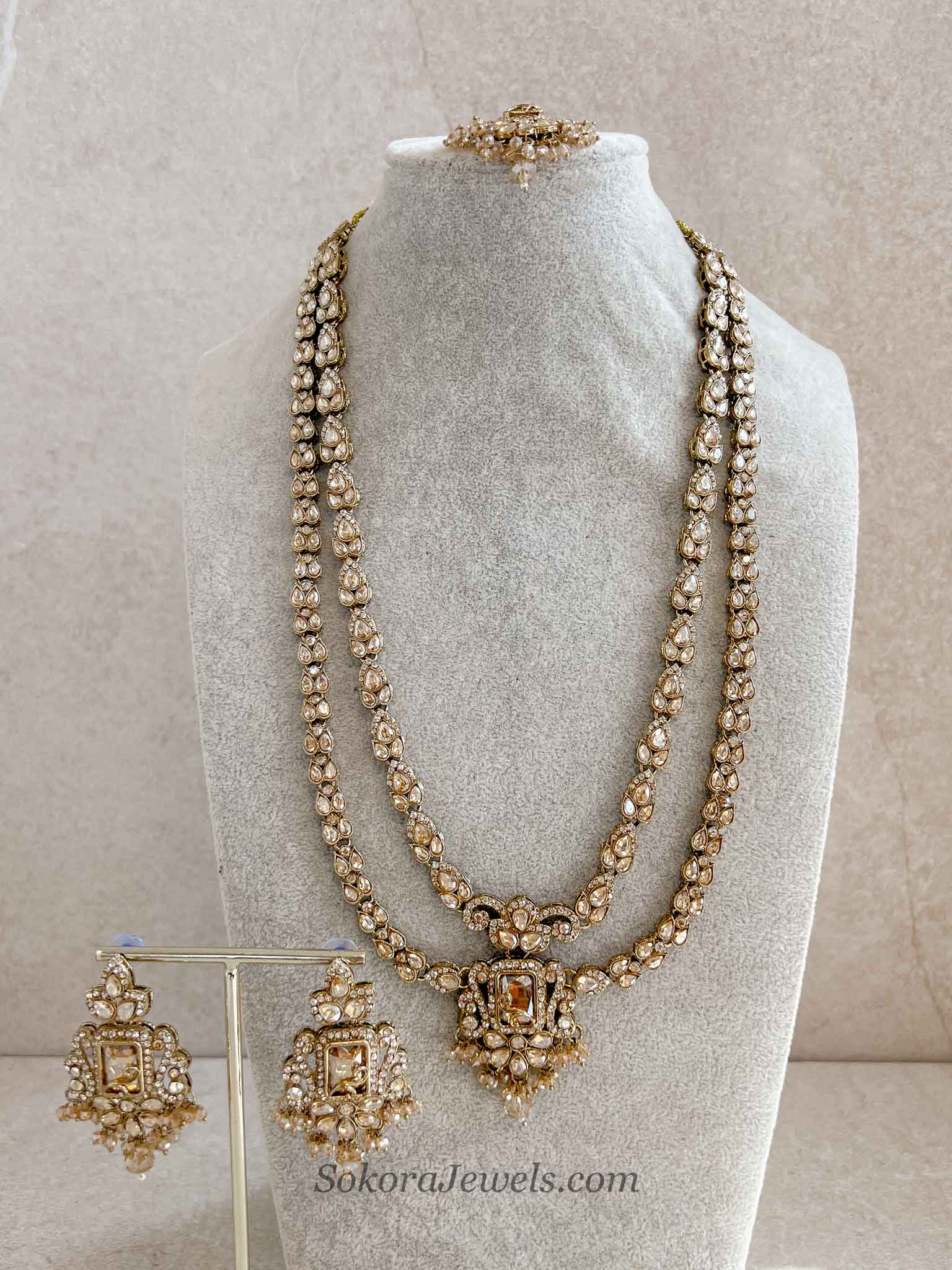 Champagne Pendant layered Necklace