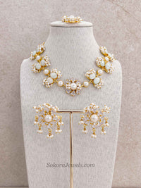 Pale Mint Gem Stone Necklace Set