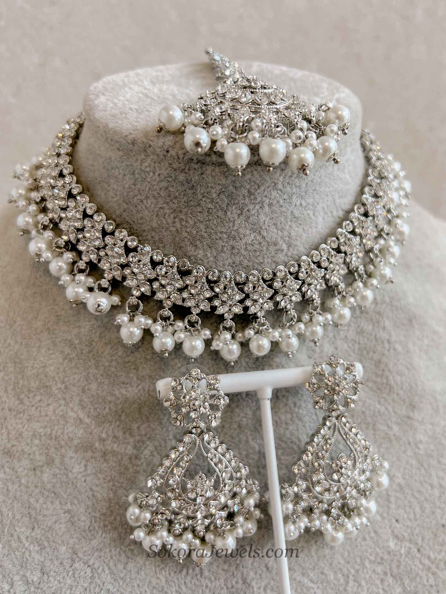 Rezwana Silver Necklace sets