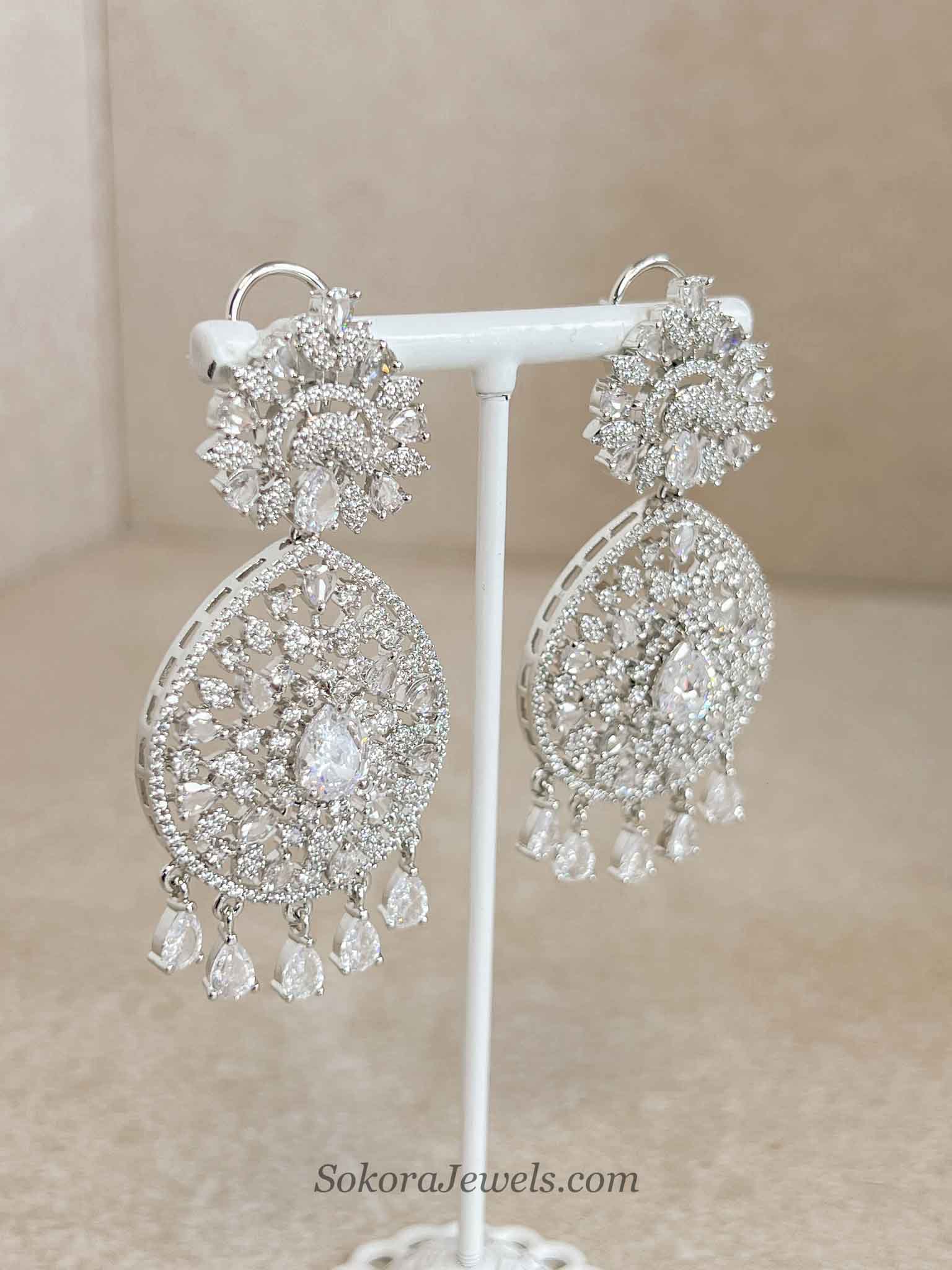 Suneeta Bridal American Diamond Set – Silver Base