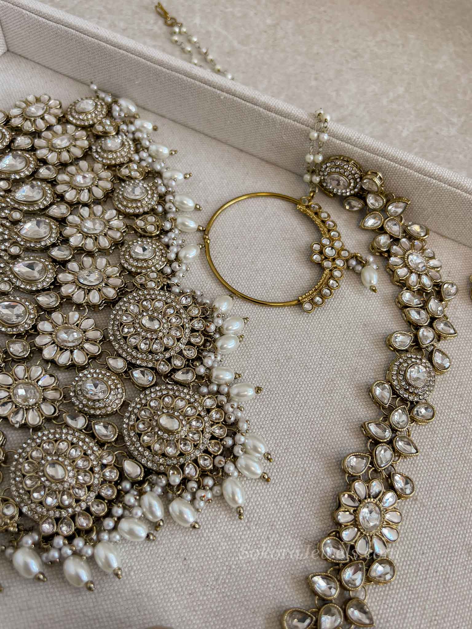 Kundan Pearl Bridal set with Headband