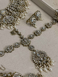 Kundan Pearl Bridal set with Headband