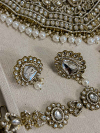 Kundan Bridal Choker set with Headband