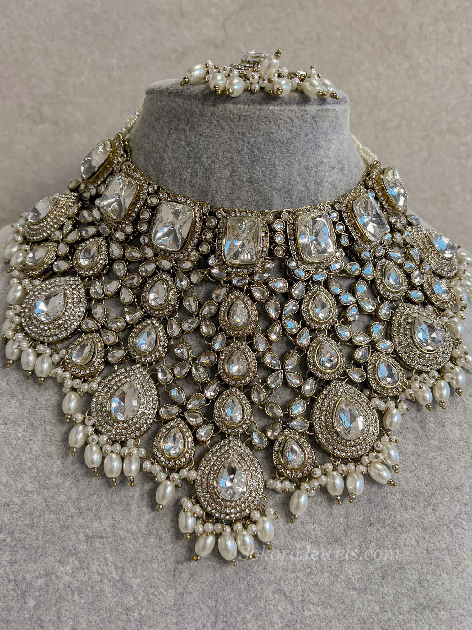 Kundan Bridal set