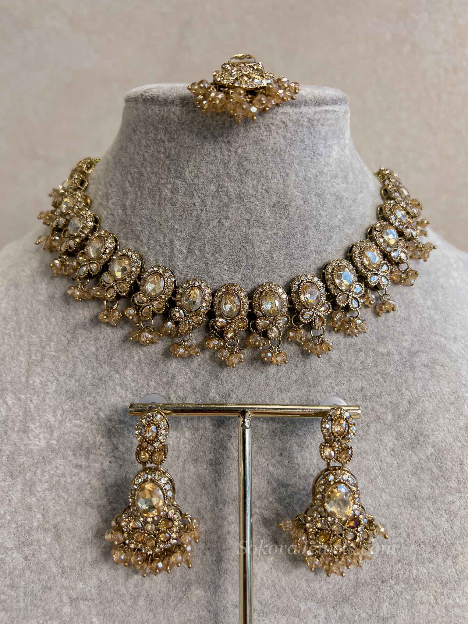 Oval Gem Necklace set