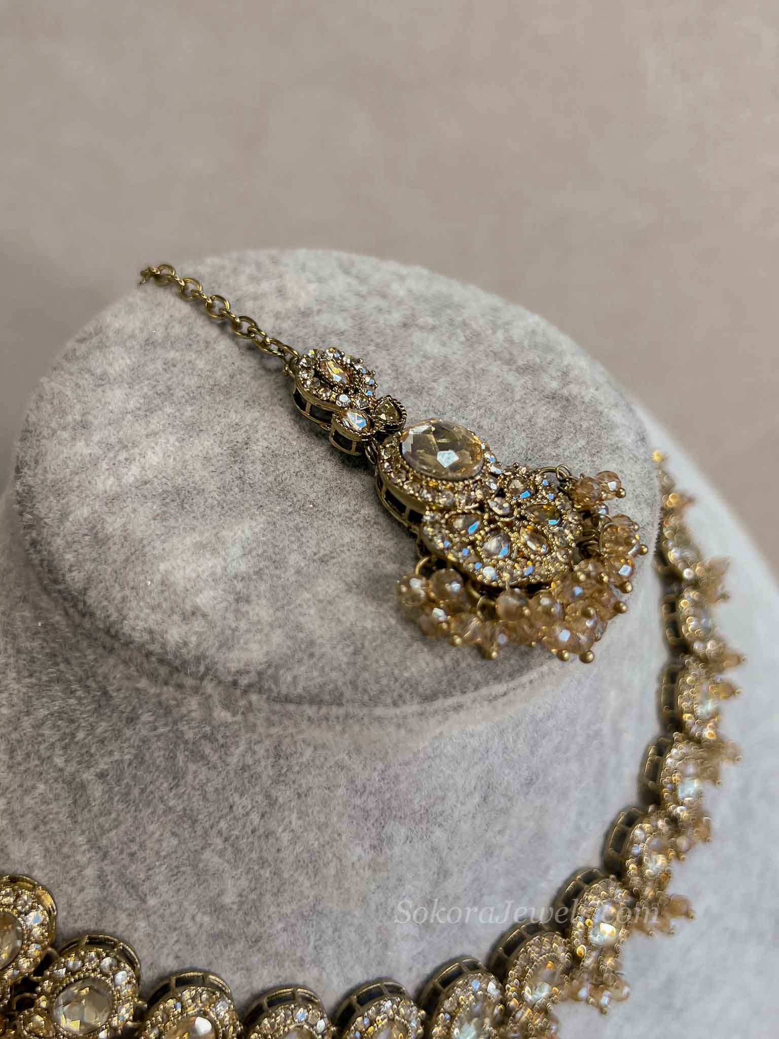 Oval Gem Necklace set