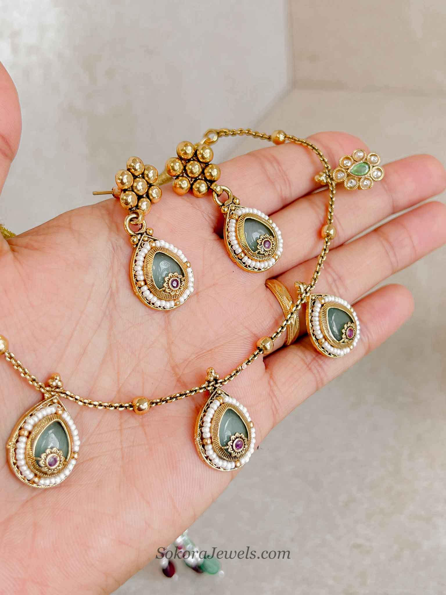 Dainty Kundan Mint Drop Set