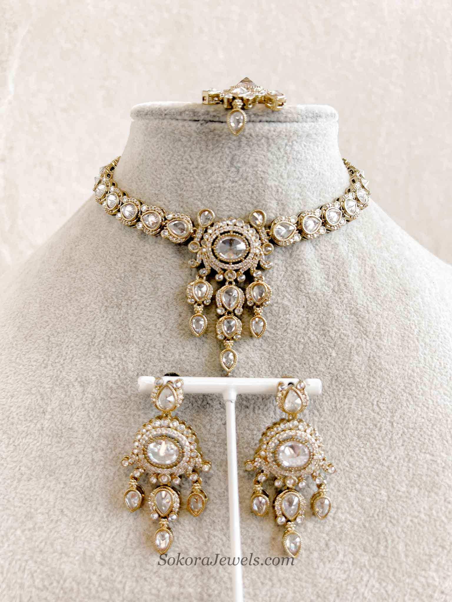 Gurpreet Small Clear Crystal Necklace set