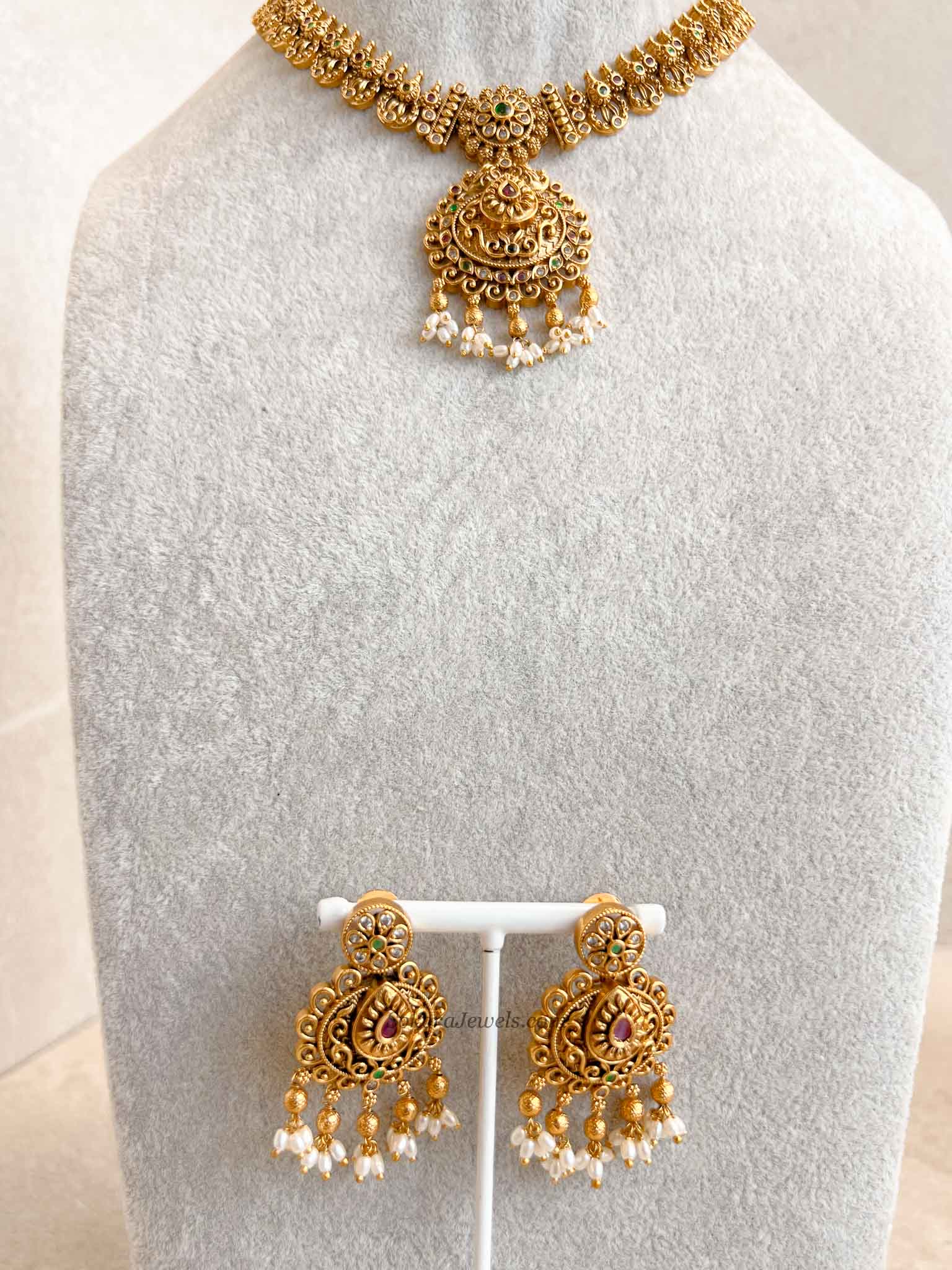 Ruby and Green Pendant Necklace Set