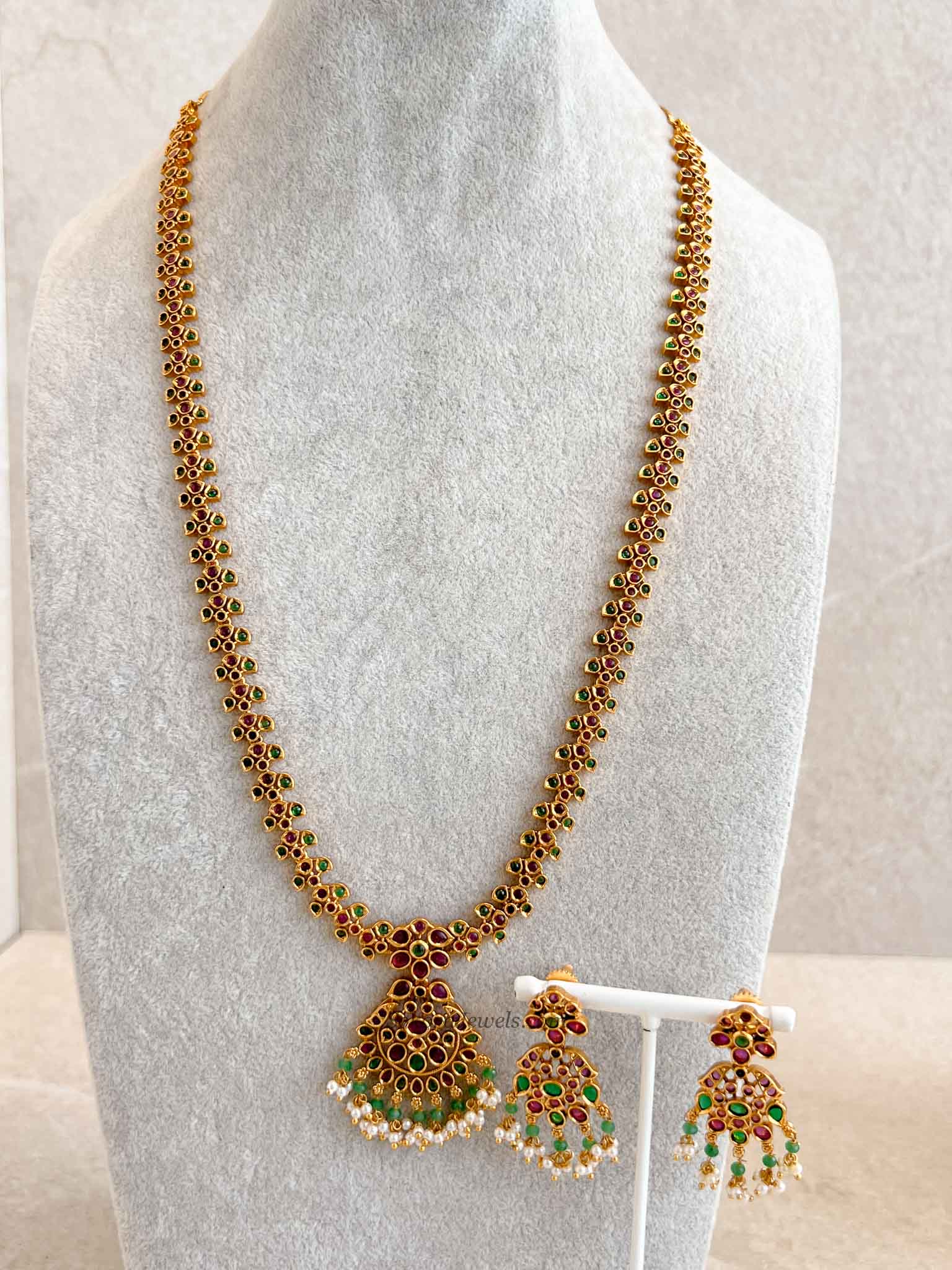 Traditional Mala Set with Ruby and Green Stones