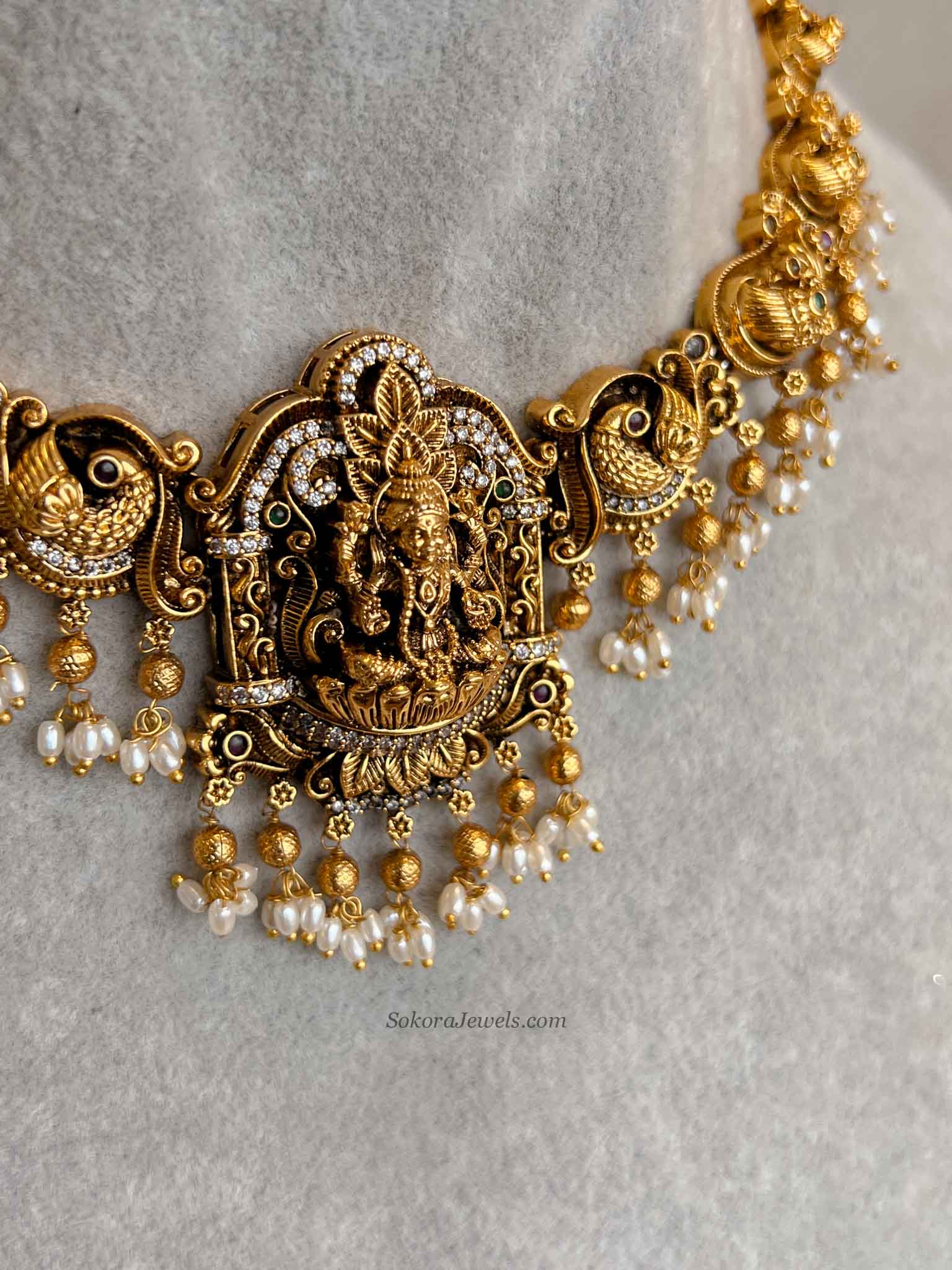 South Indian Temple Lakshmi Pendant Necklace Set with Pearls
