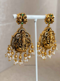 South Indian Temple Lakshmi Pendant Necklace Set with Pearls