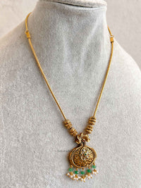 Green Heritage Simple Pendant Necklace Set