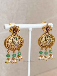 Green Heritage Simple Pendant Necklace Set