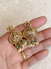 Green Heritage Simple Pendant Necklace Set