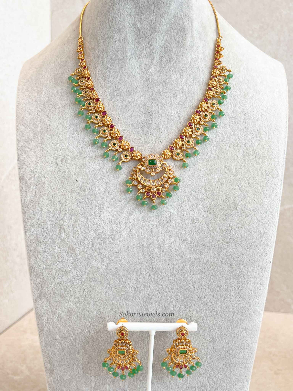 Green and Ruby Heritage Pendant Necklace Set