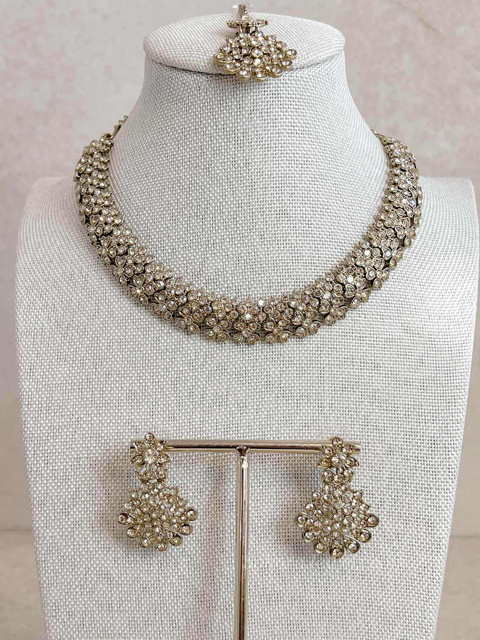 Nishma Golden Necklace sets