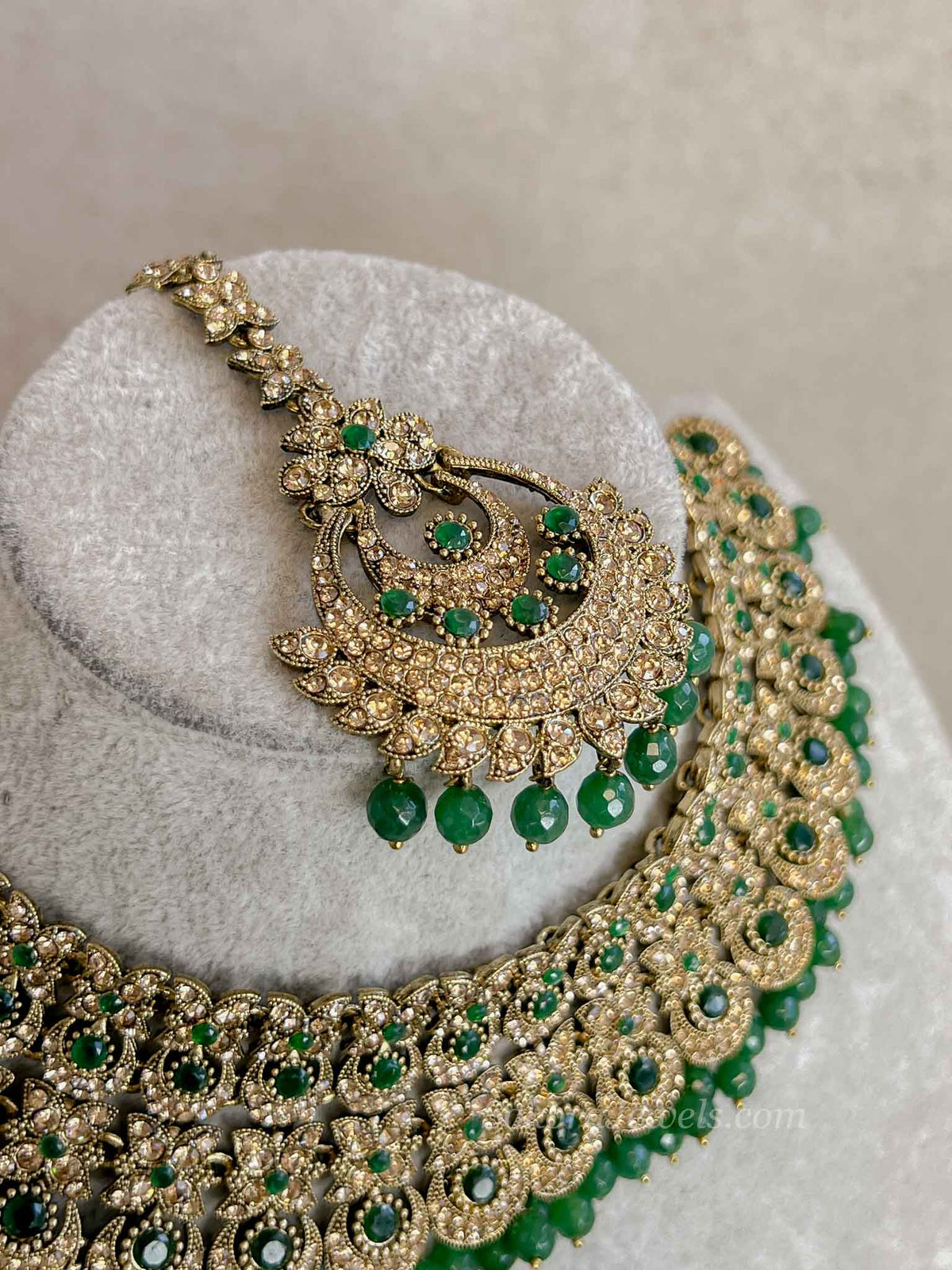Camelia Green Bridal set