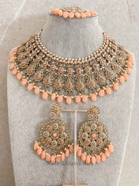Faiqa Antique Gold Necklace Set Peach