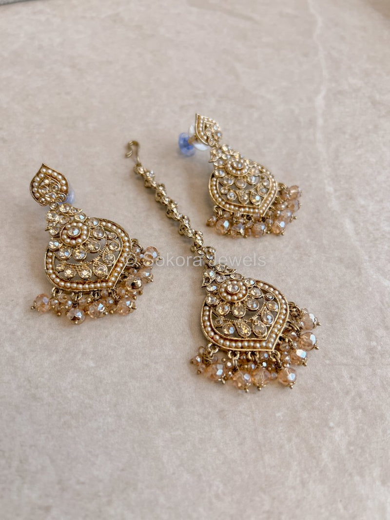 Afshah Earrings and Tikka set - Golden - SOKORA JEWELSAfshah Earrings and Tikka set - Golden