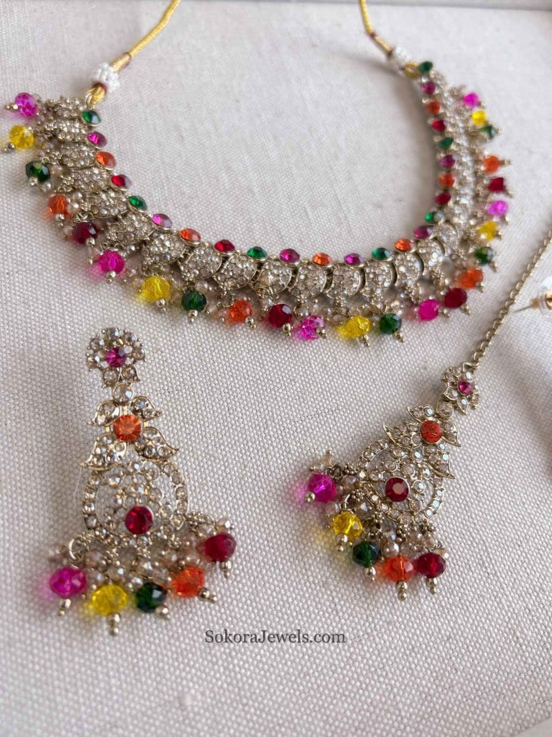Aiza Golden Necklace Set - SOKORA JEWELSAiza Golden Necklace Set