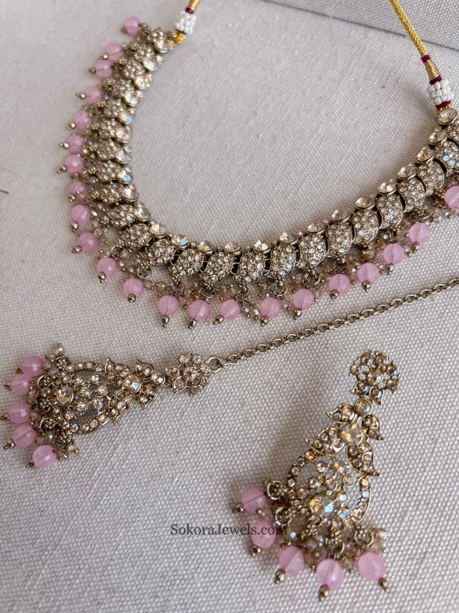 Aiza Golden Necklace Set - SOKORA JEWELSAiza Golden Necklace Set