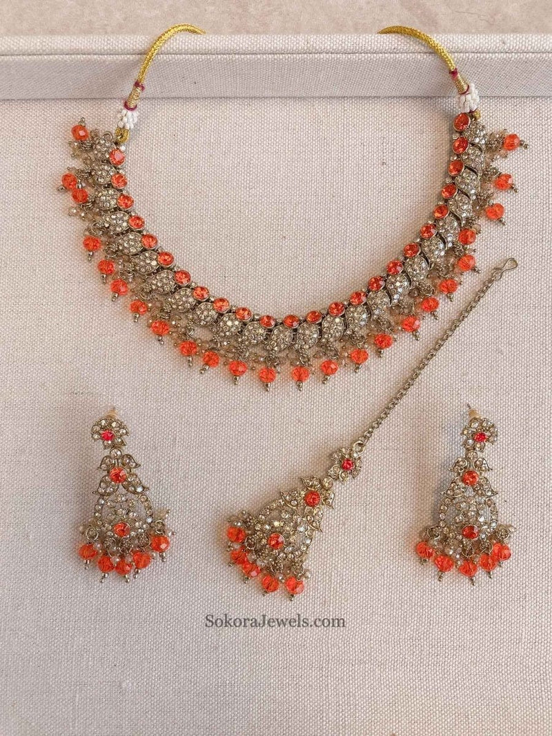 Aiza Golden Necklace Set - SOKORA JEWELSAiza Golden Necklace Set