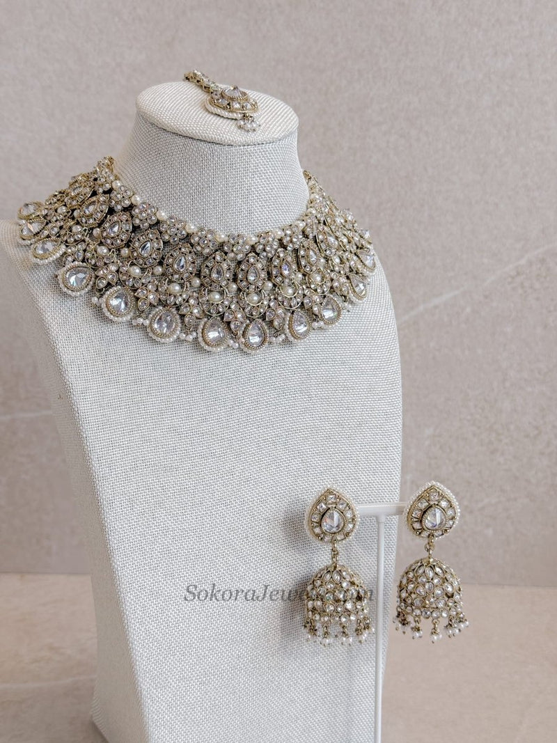 Alisa Clear Crystal Necklace Set - SOKORA JEWELSAlisa Clear Crystal Necklace Set