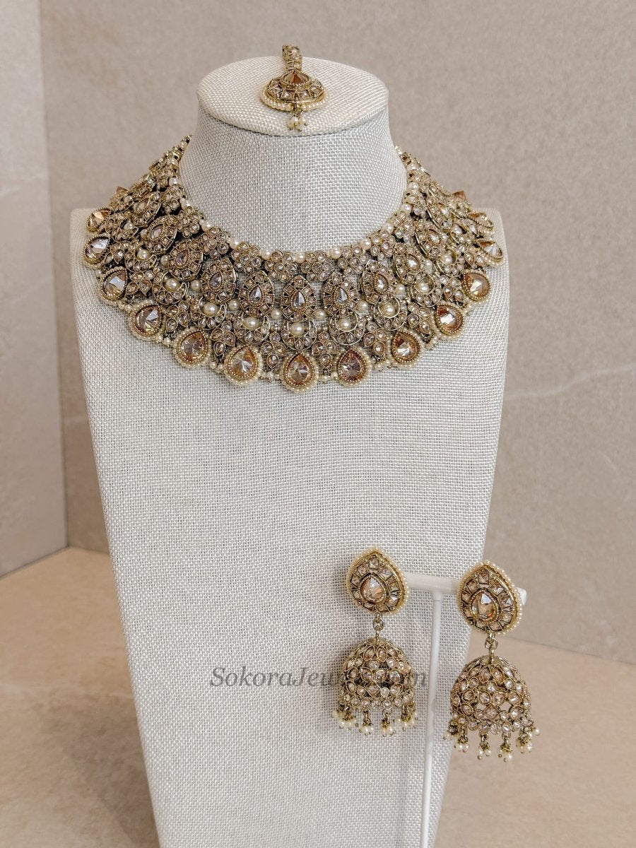 Alisa Golden Crystal Necklace Set - SOKORA JEWELSAlisa Golden Crystal Necklace Set