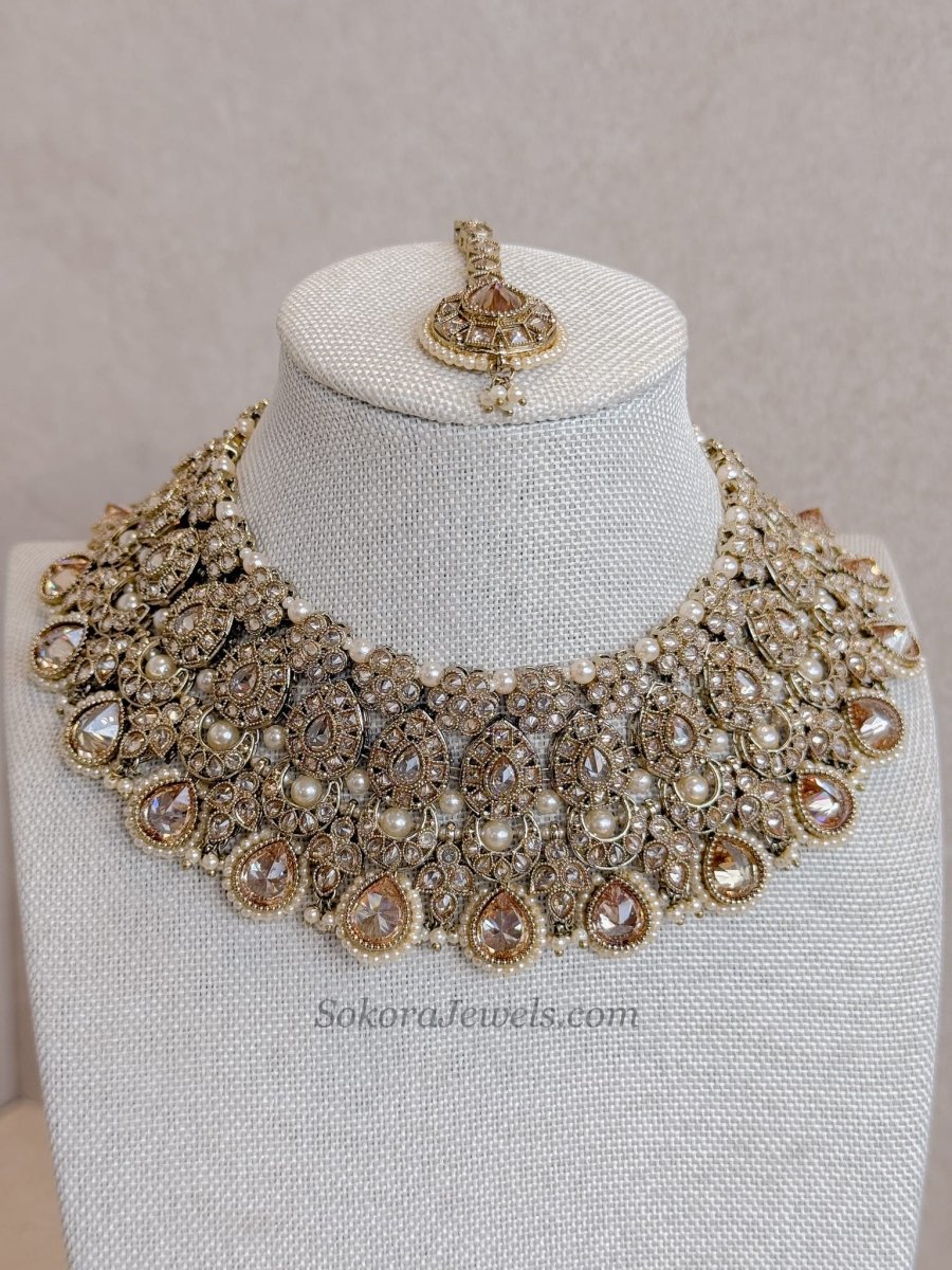 Alisa Golden Crystal Necklace Set - SOKORA JEWELSAlisa Golden Crystal Necklace Set