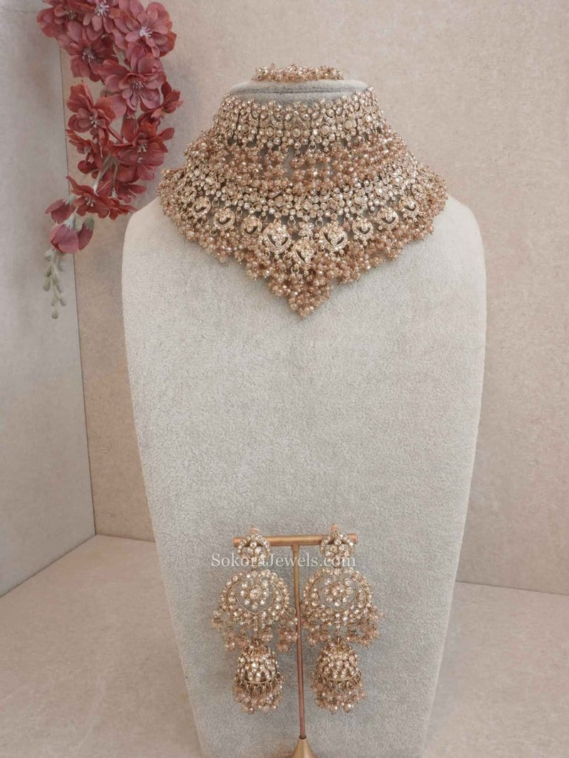 Amelia Indian Bridal Jewellery Set V Shape – SOKORA JEWELS