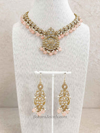 Amreen Small Peach Necklace set - SOKORA JEWELSAmreen Small Peach Necklace set